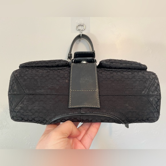 Coach Vtg Soho Flap Y2K Signature C Canvas Shoulder Bag Buckle - Picture 7 of 17